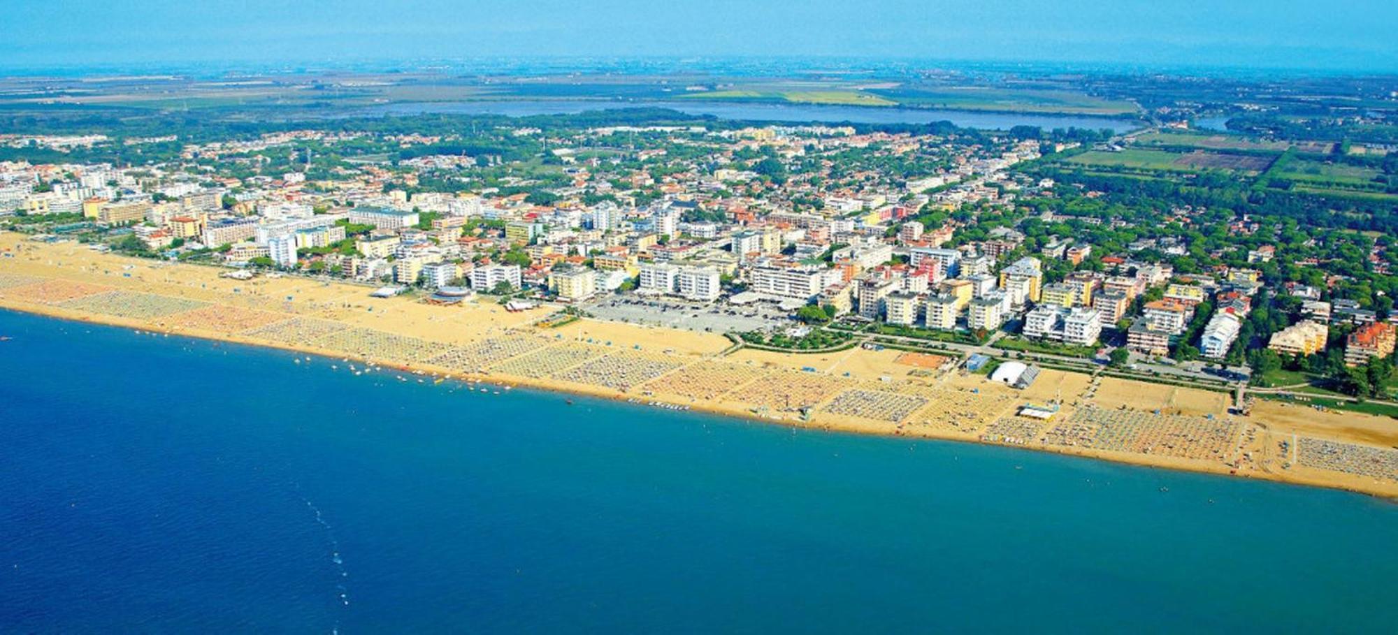 Apartment Charming Villa 500M From The Beach